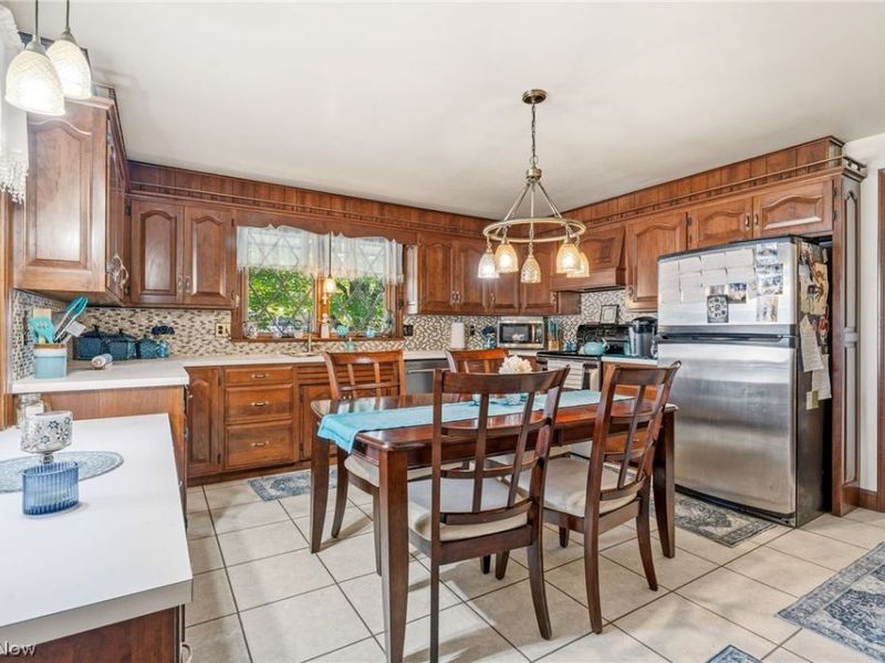 515 S Silver Street, Louisville, OH 44641 Photo 2