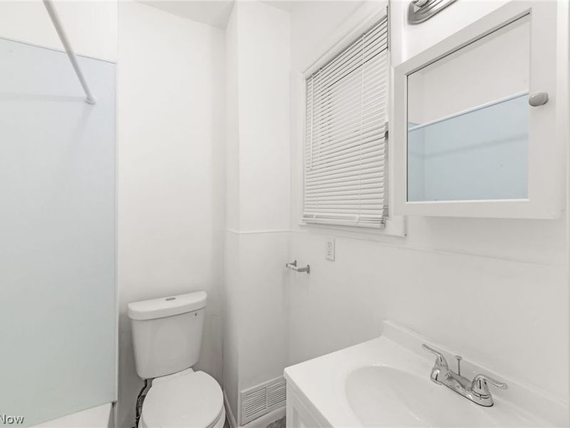 2597 W 15th Street, Cleveland, OH 44113 Photo 11