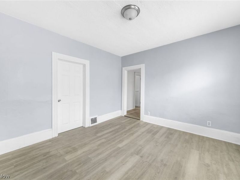2597 W 15th Street, Cleveland, OH 44113 Photo 20