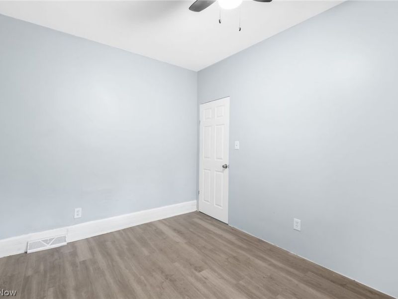 2597 W 15th Street, Cleveland, OH 44113 Photo 8