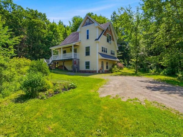 133 Bull Run Road , Wales, ME 04280