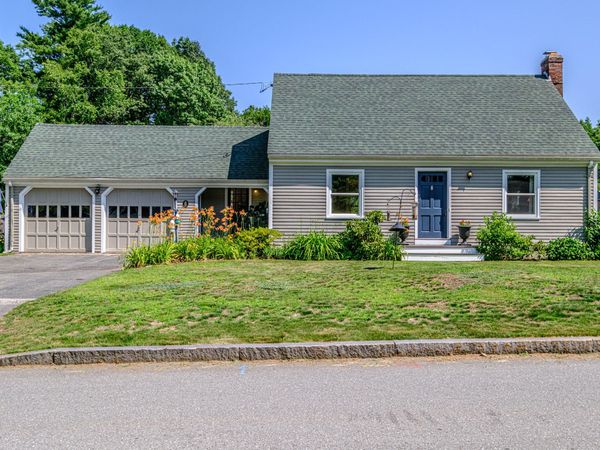 8 White Birch Lane , Portland, ME 04103