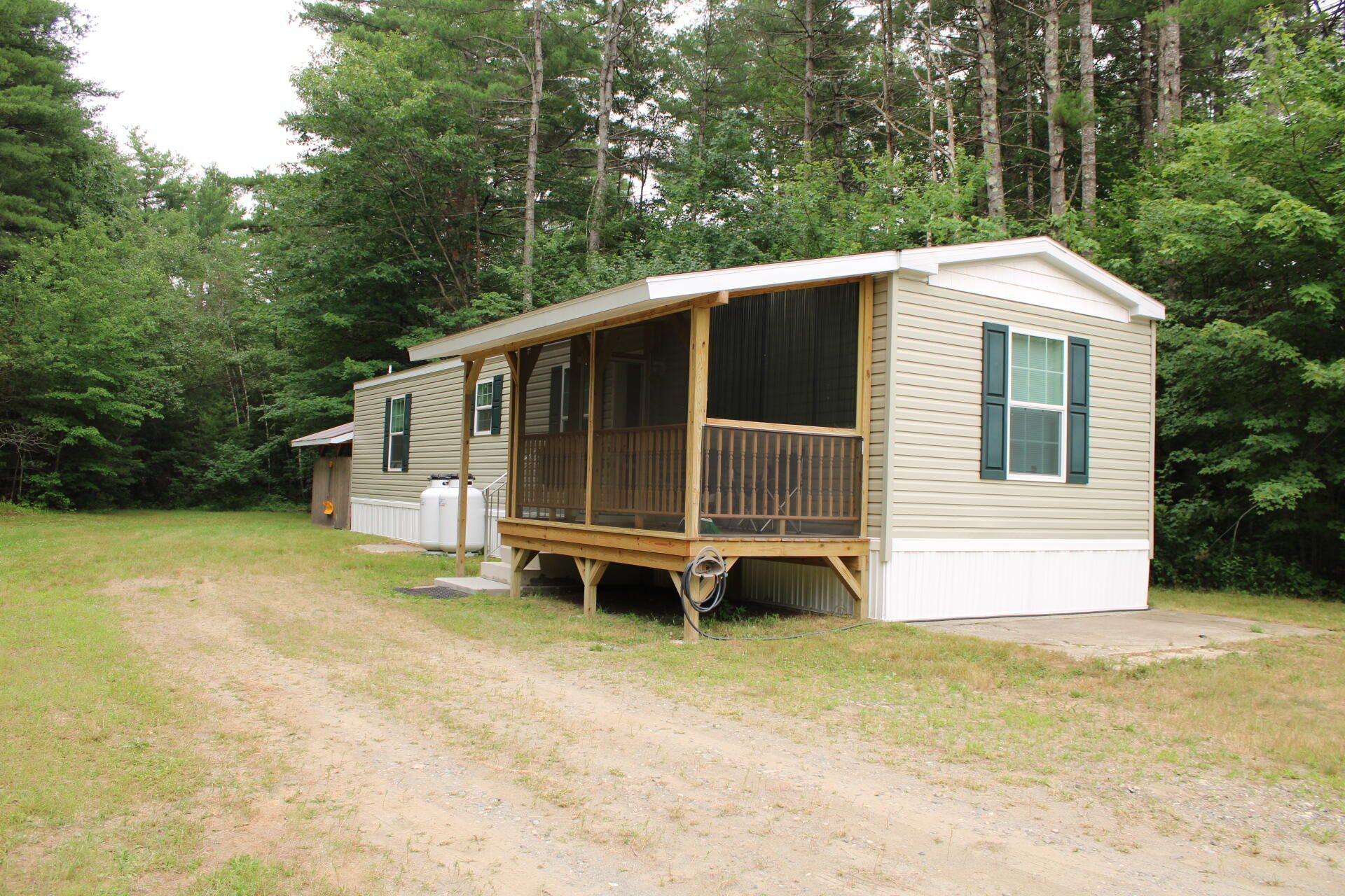 15 Aj Drive, Norridgewock, ME 04957 Main Photo
