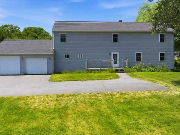 1121 River Avenue , Gardiner, ME 04345