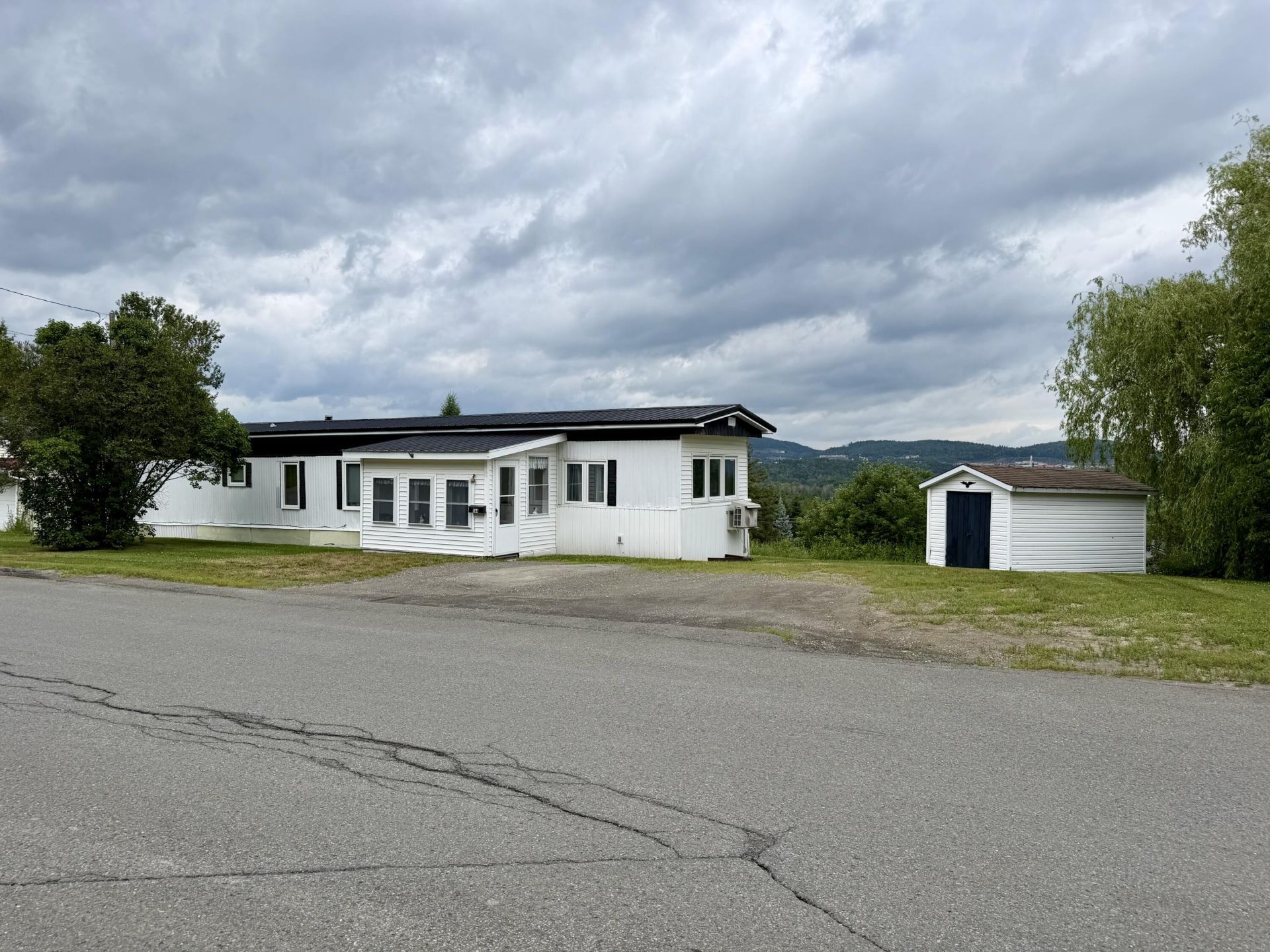 544 Riverview Street, Madawaska, ME 04756 Main Photo
