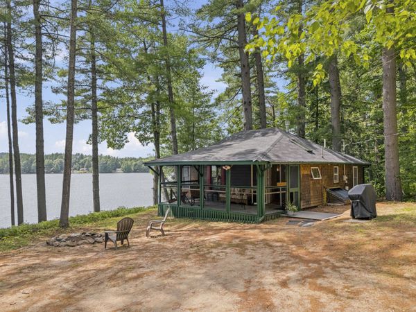11 Howlin Wolf Lane, Oxford, ME 04270