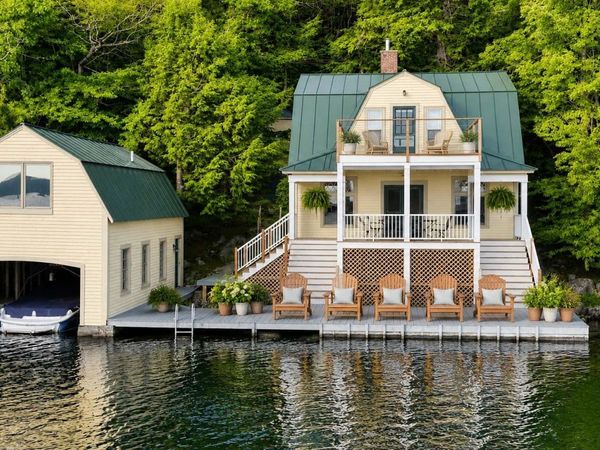 149 Lake Avenue, Sunapee, NH 03782