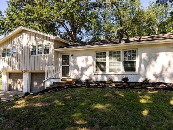 5720 N Belton Avenue, Kansas City, MO 64151