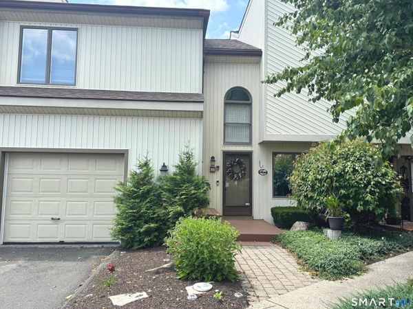 12 Spindle Hill, Unit 8G, Wolcott, CT 06716