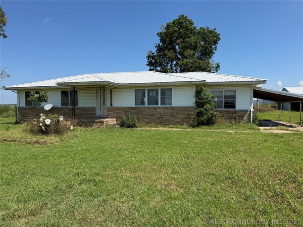 615 E 460 , Pryor, OK 74361
