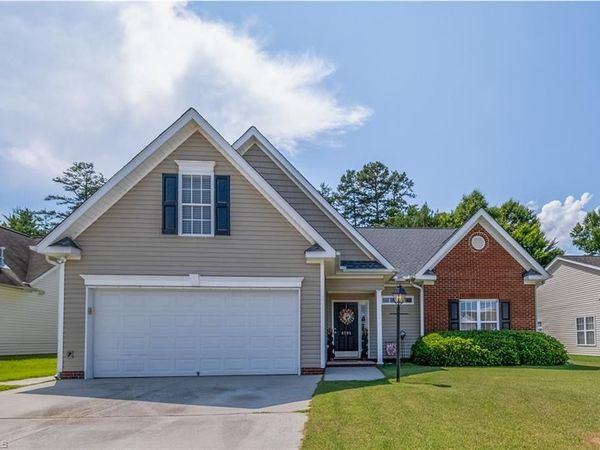 4590 River Gate Drive, Clemmons, NC 27012