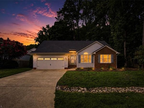 4640 Holly Brook Drive , Apex, NC 27539
