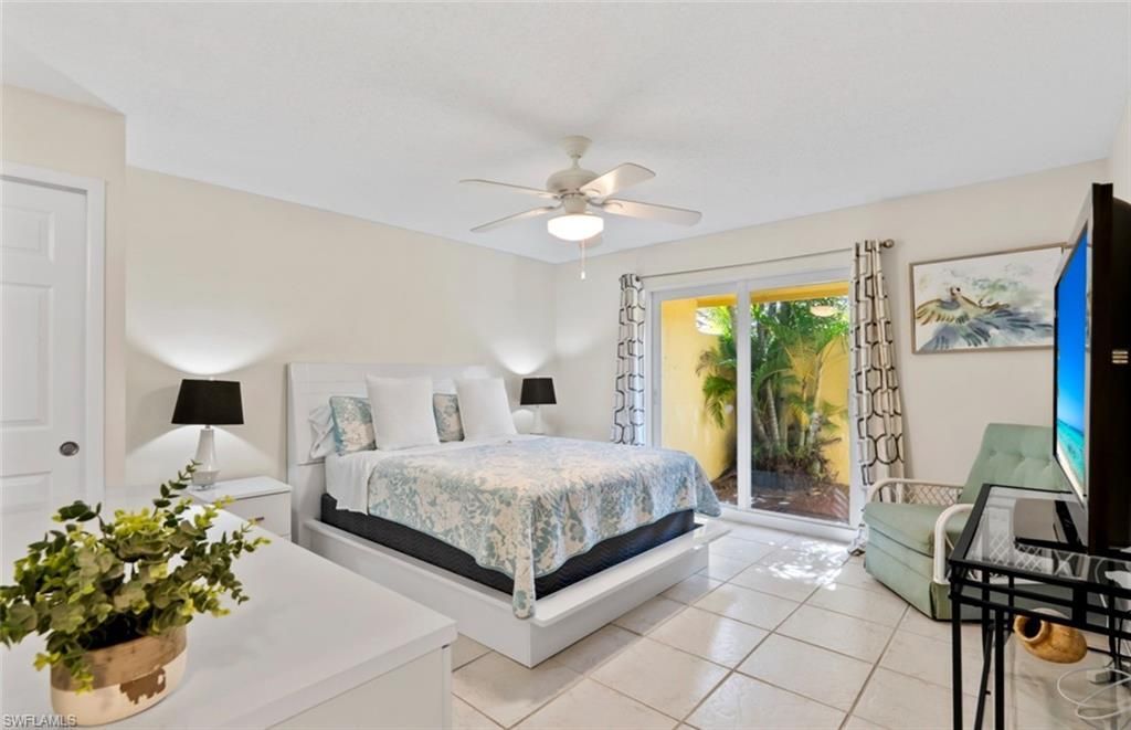 136 Harrison Rd, Unit 1, Naples, FL 34112 Photo