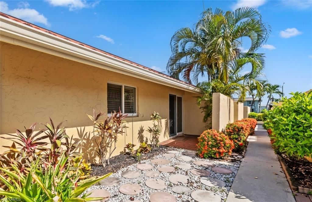 136 Harrison Rd, Unit 1, Naples, FL 34112 Photo