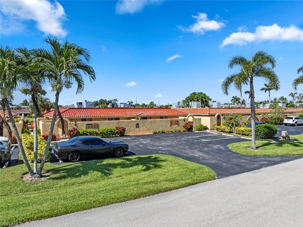 136 Harrison Rd, Unit 1, Naples, FL 34112 Photo