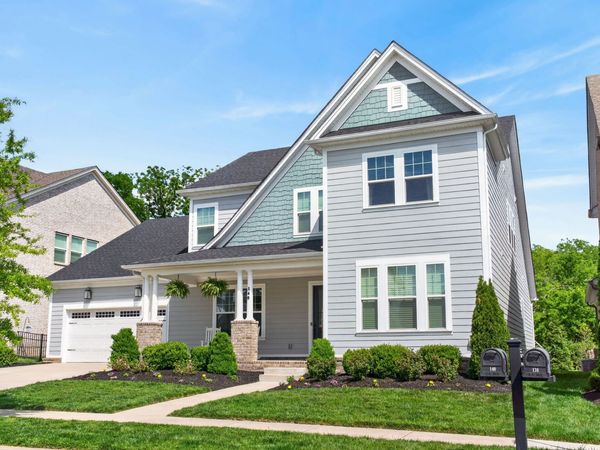140 Ashington Cir , Hendersonville, TN 37075