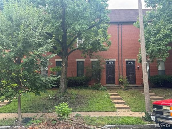 4430 Enright Avenue , St Louis, MO 63108