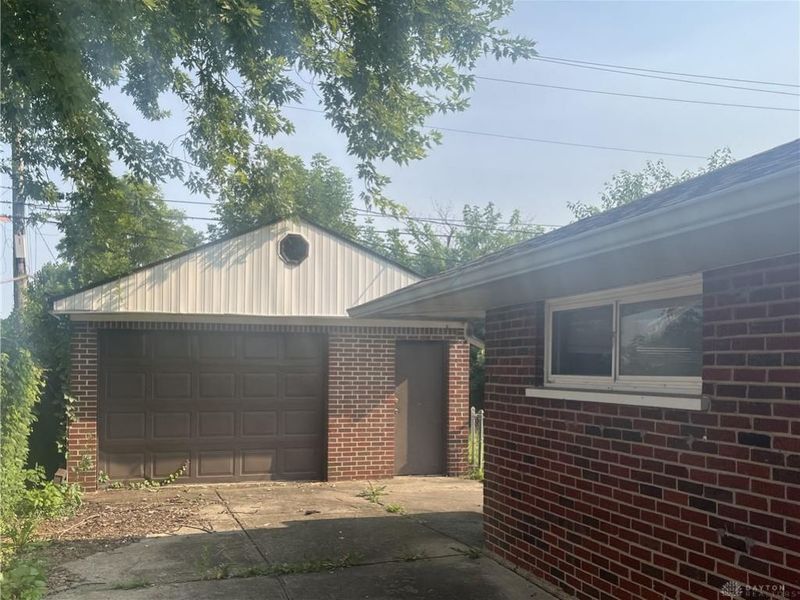 1975 Owendale Drive, Miami Township, OH 45439 Photo 2