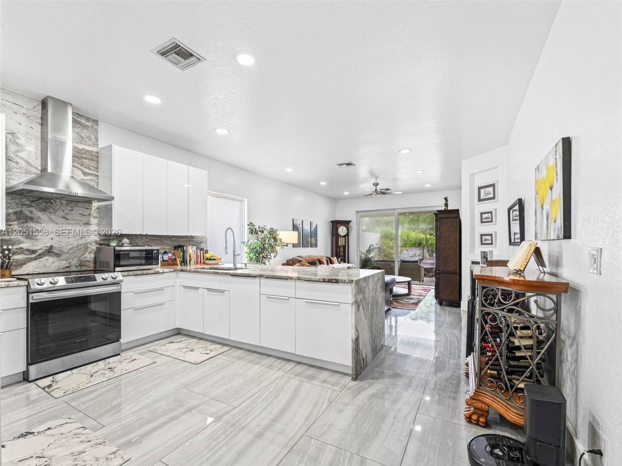135 Catania Way , Royal Palm Beach, FL 33411 Photo
