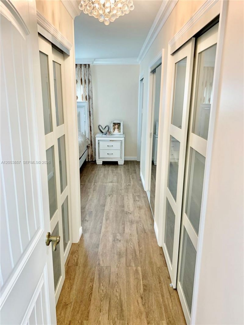 619 NE 14th Ave , Unit 301, Hallandale Beach, FL 33009 Photo