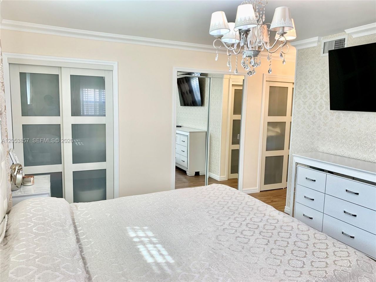 619 NE 14th Ave , Unit 301, Hallandale Beach, FL 33009 Photo