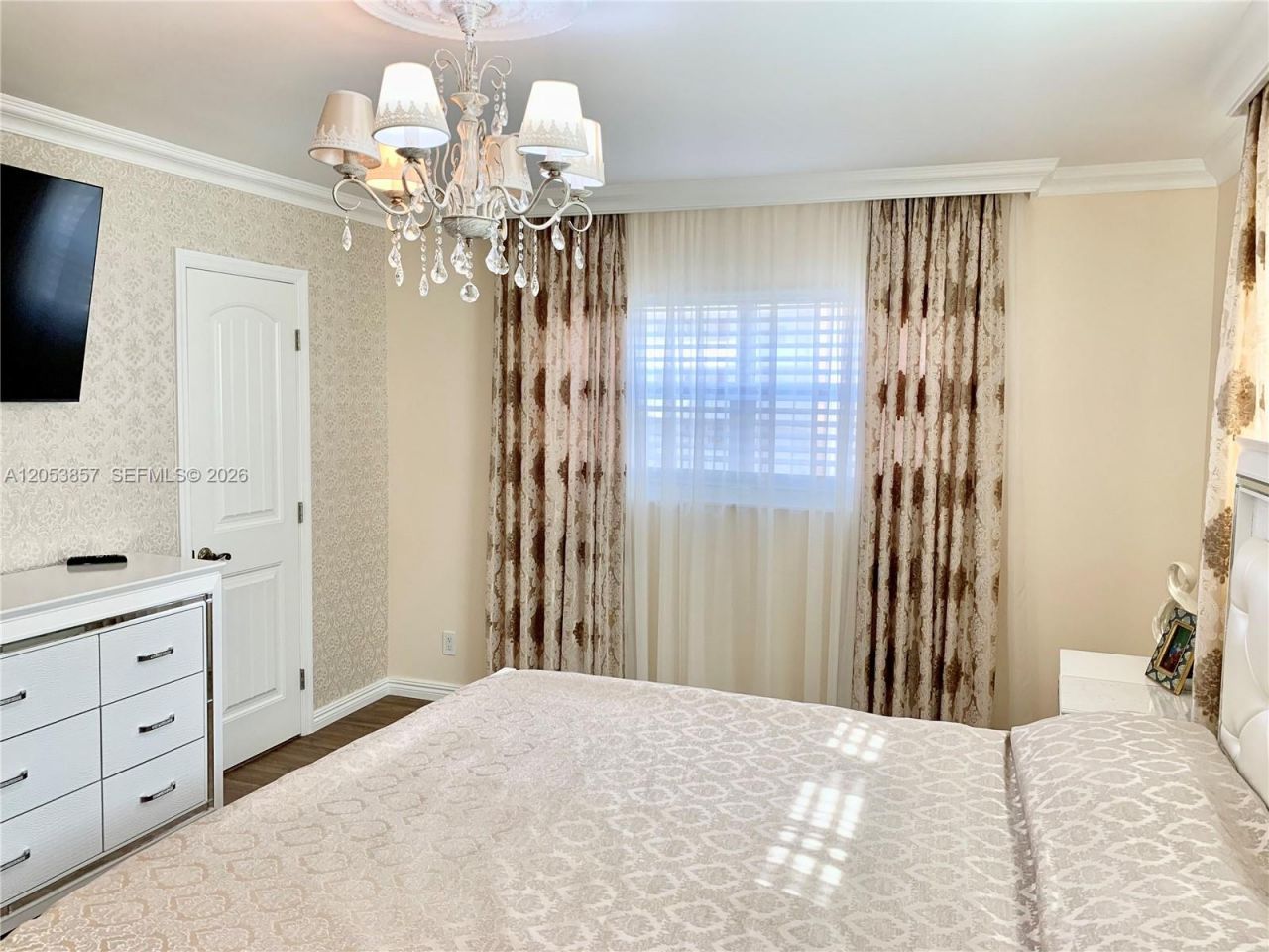 619 NE 14th Ave , Unit 301, Hallandale Beach, FL 33009 Photo