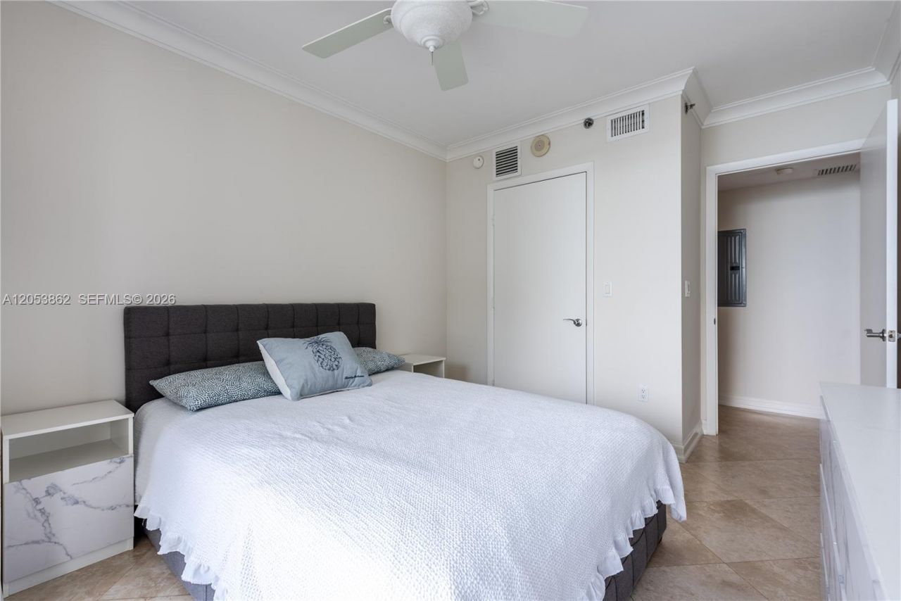 1830 S Ocean Dr , Unit 3511, Hallandale Beach, FL 33009 Photo