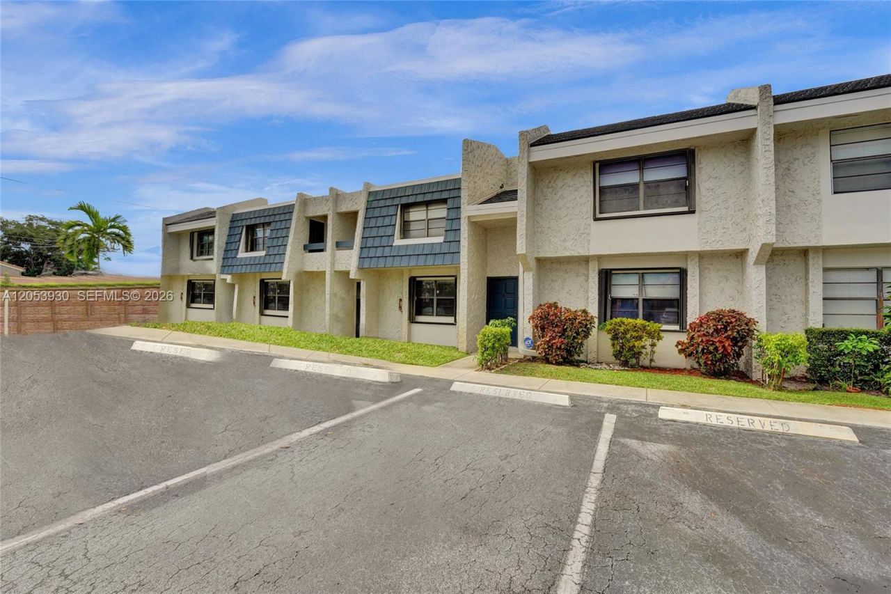 2601 N 40th Ave , Unit A-9, Hollywood, FL 33021 Photo