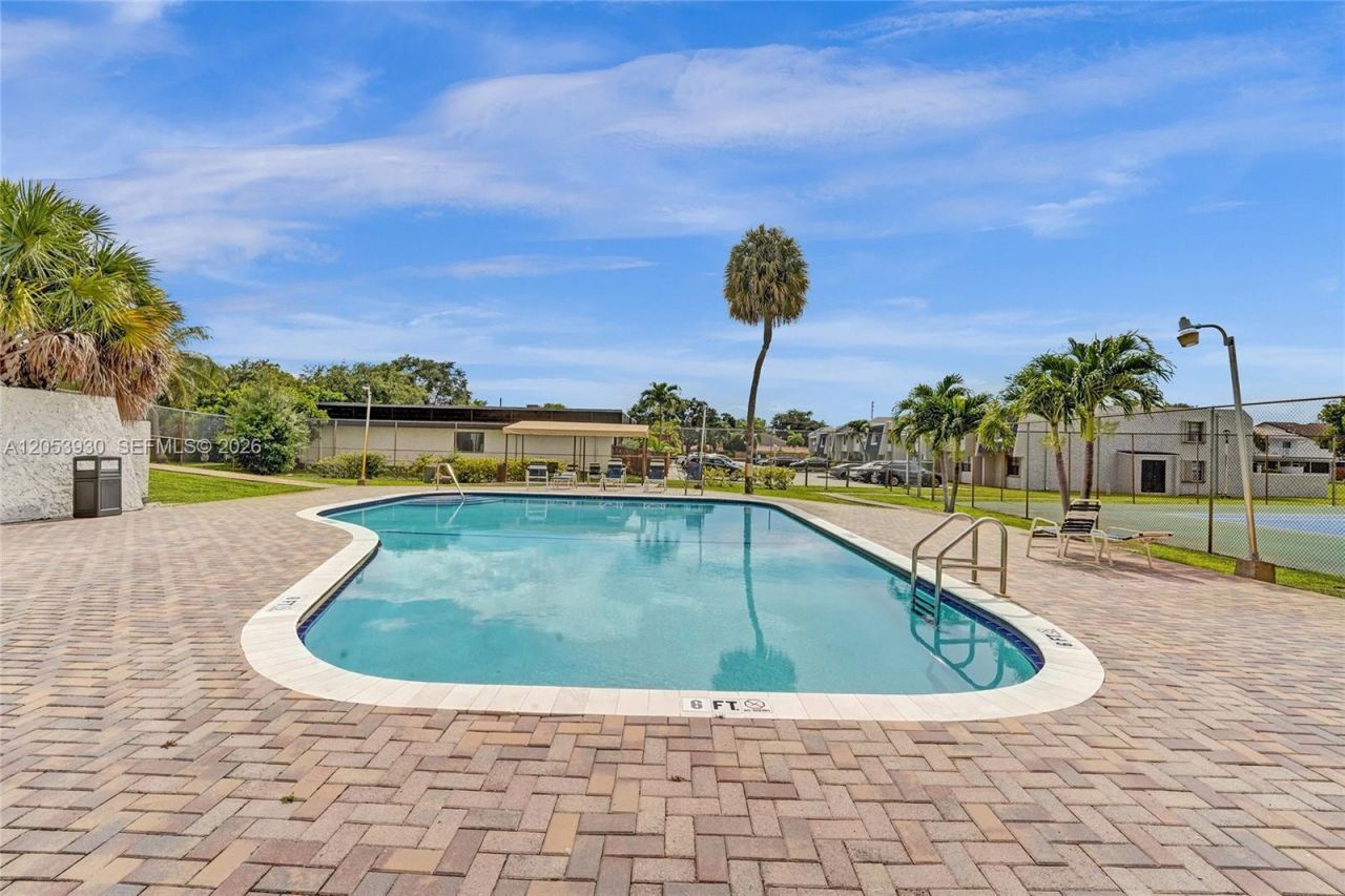2601 N 40th Ave , Unit A-9, Hollywood, FL 33021 Photo