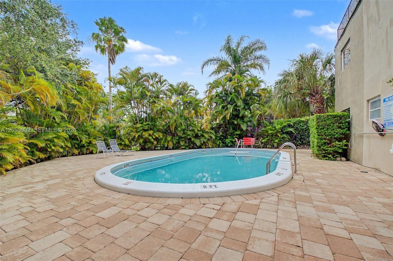 7500 SW 59th Pl, Unit 109, South Miami, FL 33143 Photo