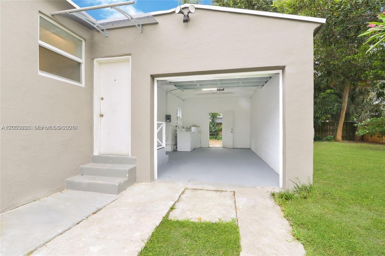 920 N 26th Ave , Hollywood, FL 33020 Photo