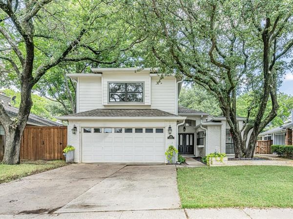 1221 Boardwalk Street, Arlington, TX 76011