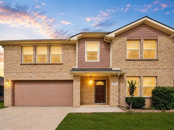 503 Angela Lane, Euless, TX 76039