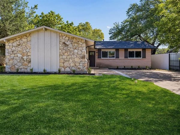 4639 Baystone Drive, Dallas, TX 75211