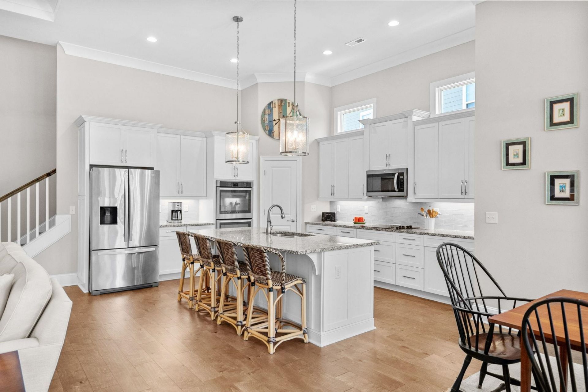 454 Seabury Ln.  Photo 19
