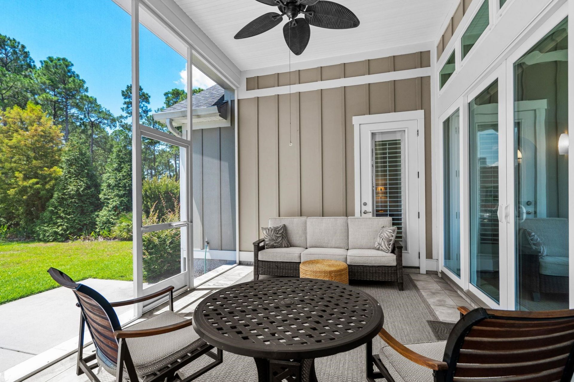 454 Seabury Ln.  Photo 29
