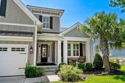 454 Seabury Ln.  photo 4