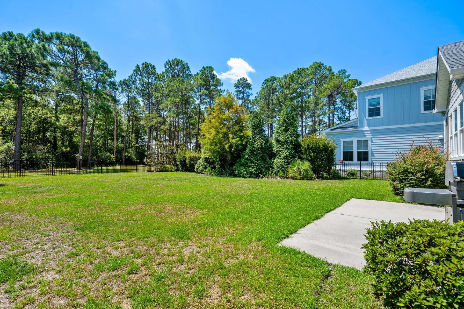 454 Seabury Ln.  Photo 34