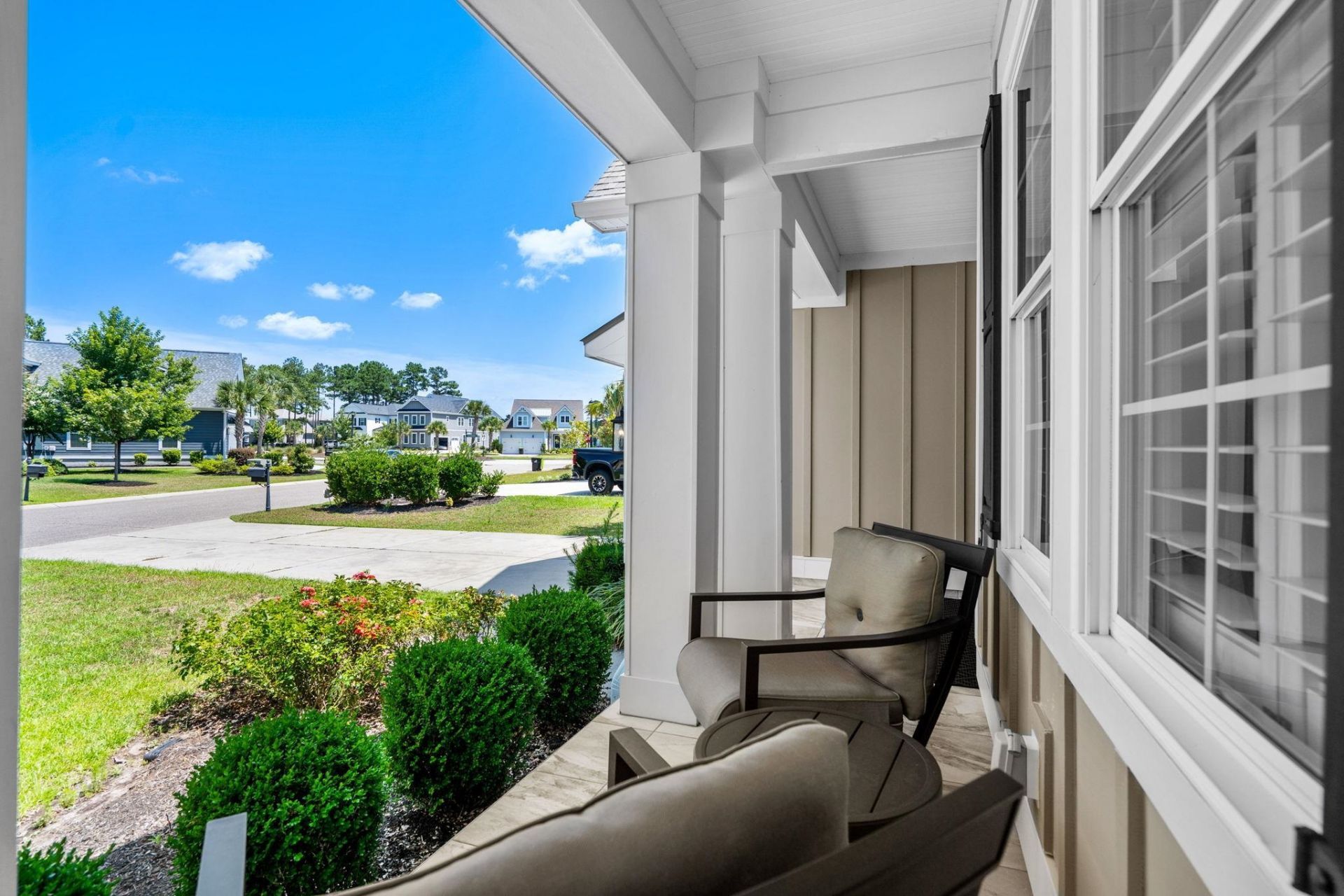 454 Seabury Ln.  Photo 4