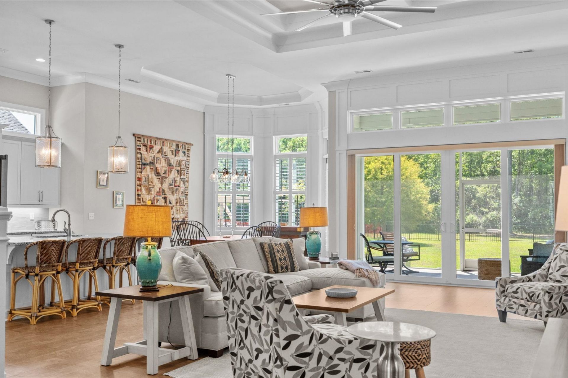 454 Seabury Ln.  Photo 9