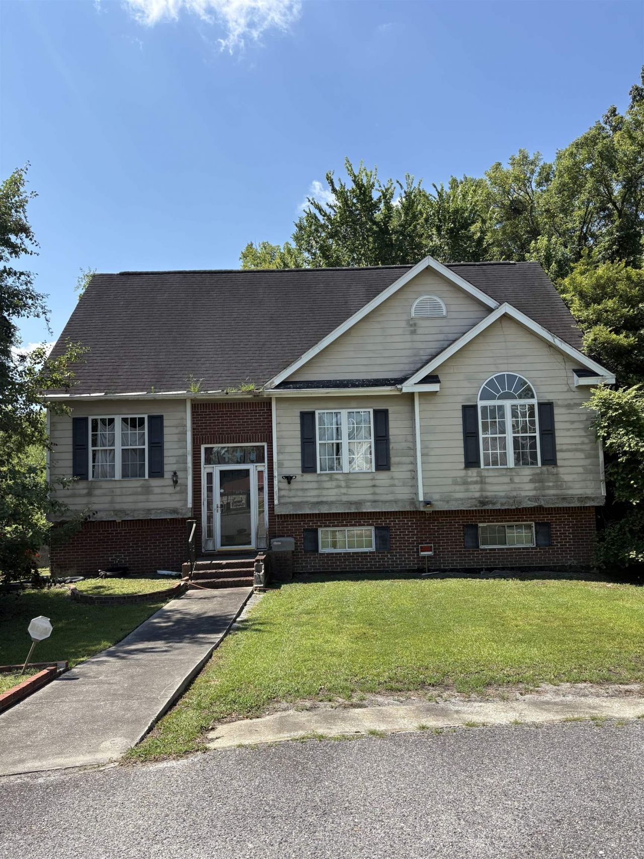 311 Kings Dr., Myrtle Beach, SC 29588 Main Photo