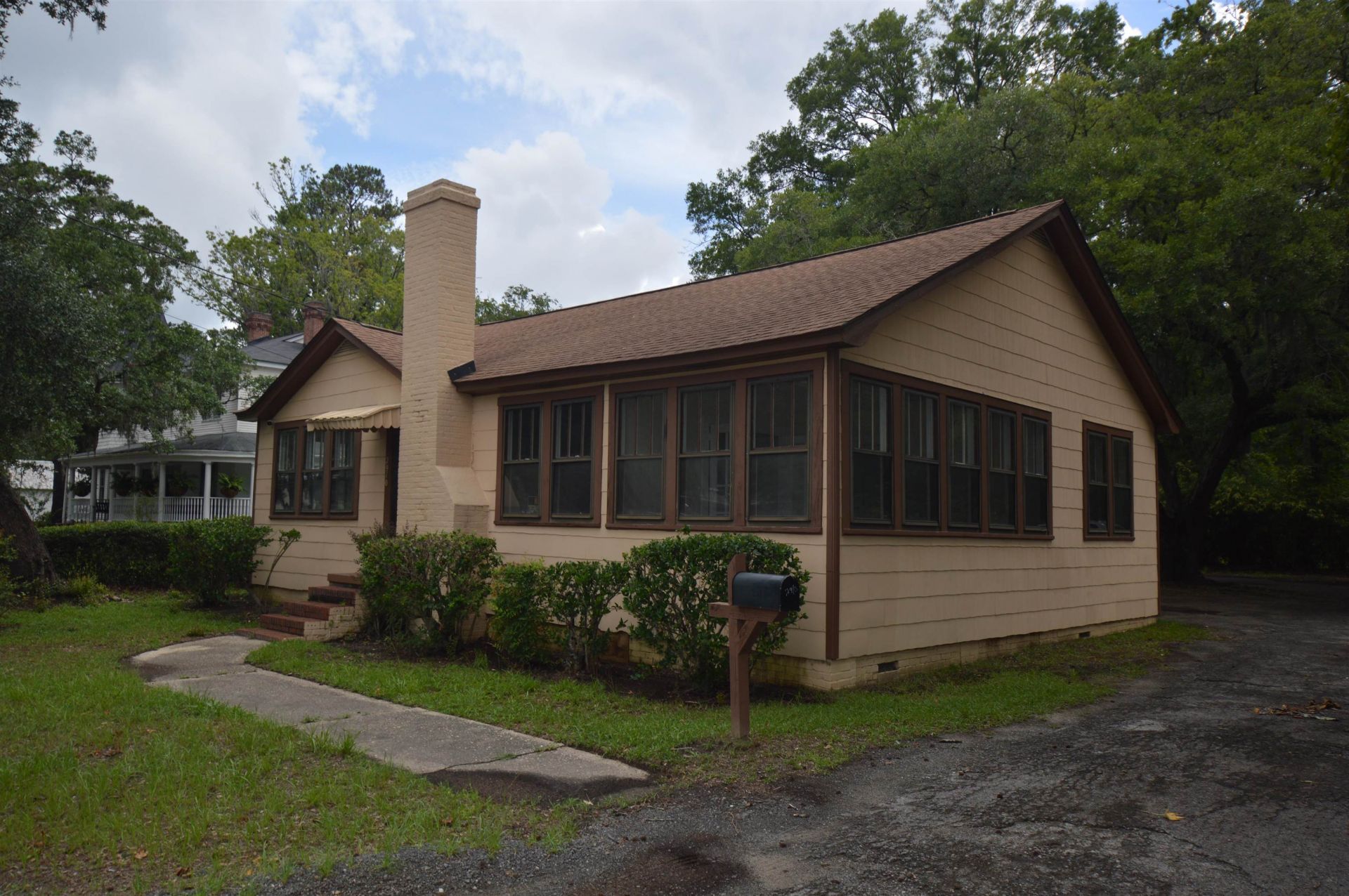 2910 Highmarket St. Photo 1