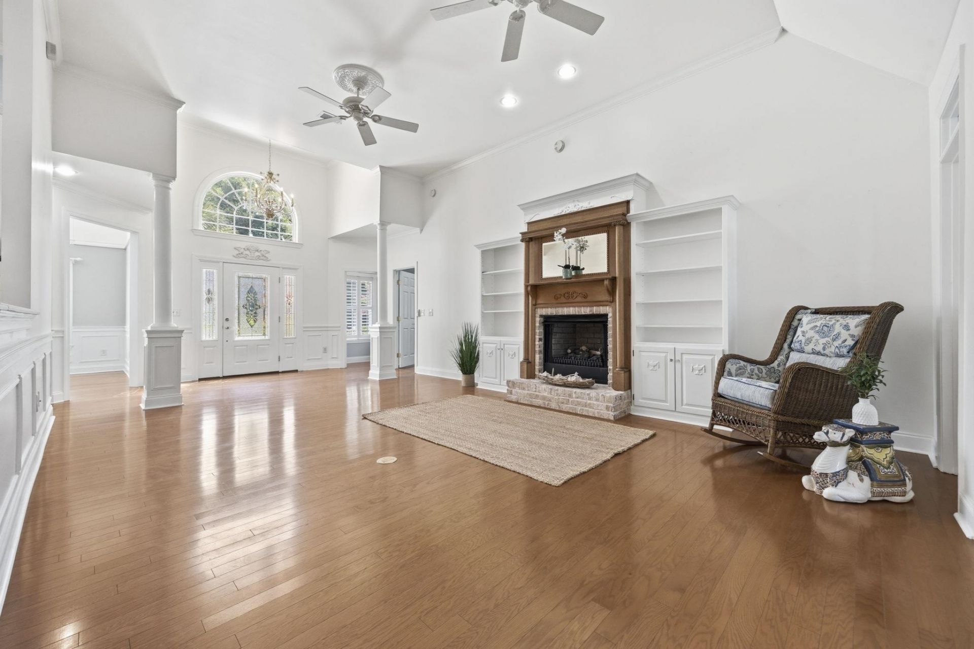 4464 Firethorne Dr. Photo 11