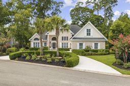 4464 Firethorne Dr. photo 4