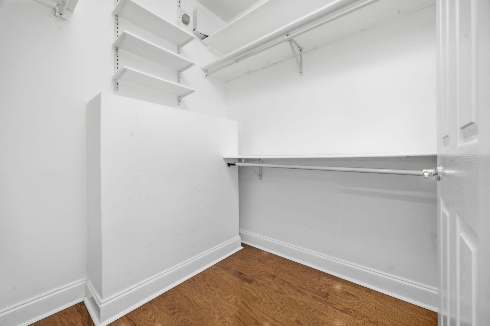 4464 Firethorne Dr. Photo 35