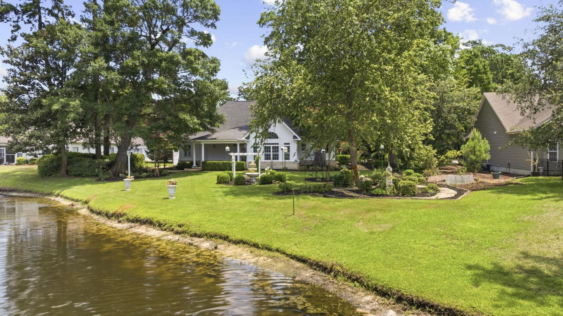 4464 Firethorne Dr. Photo 65