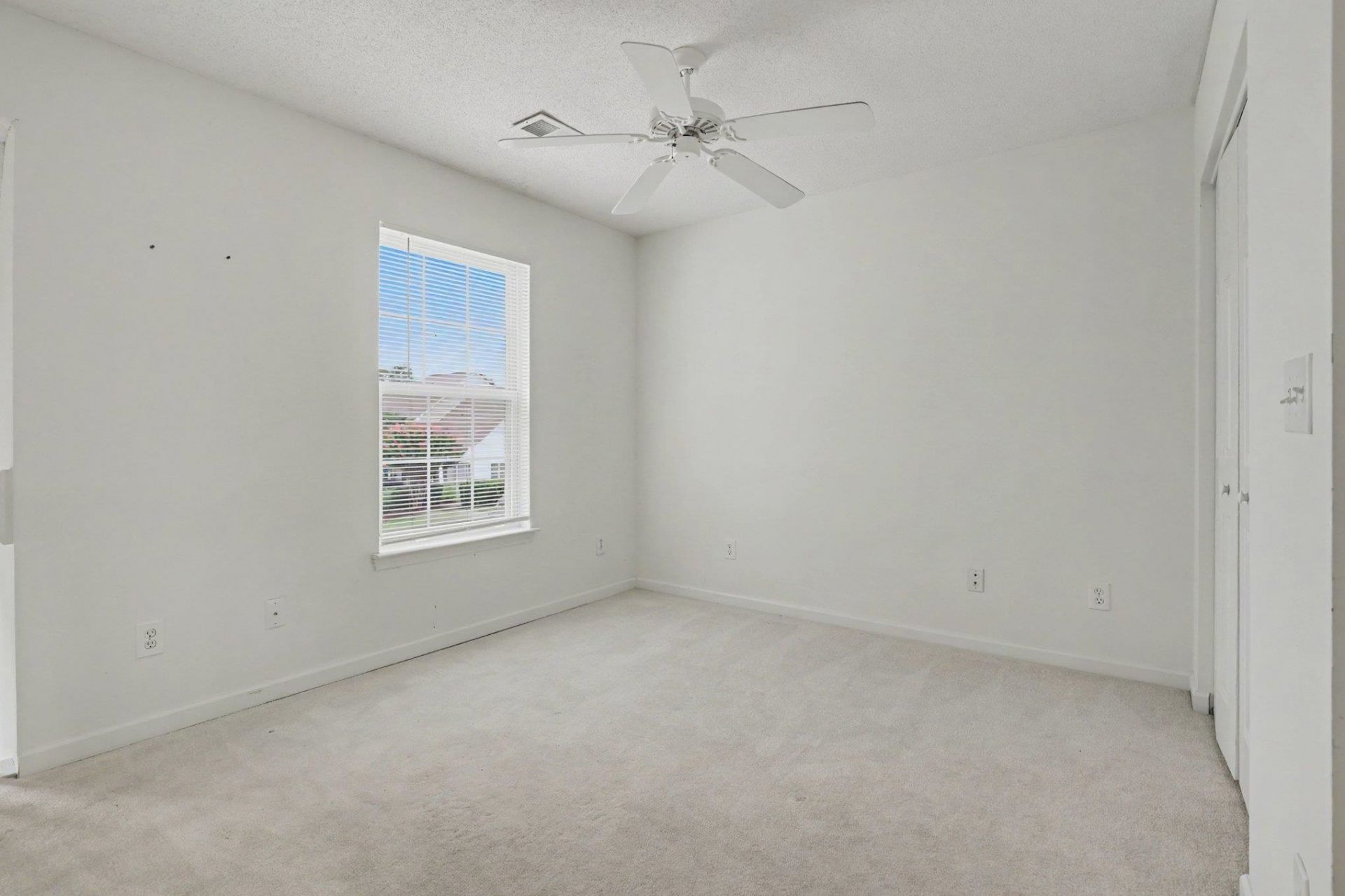 62 Portrait Ln. Photo 17