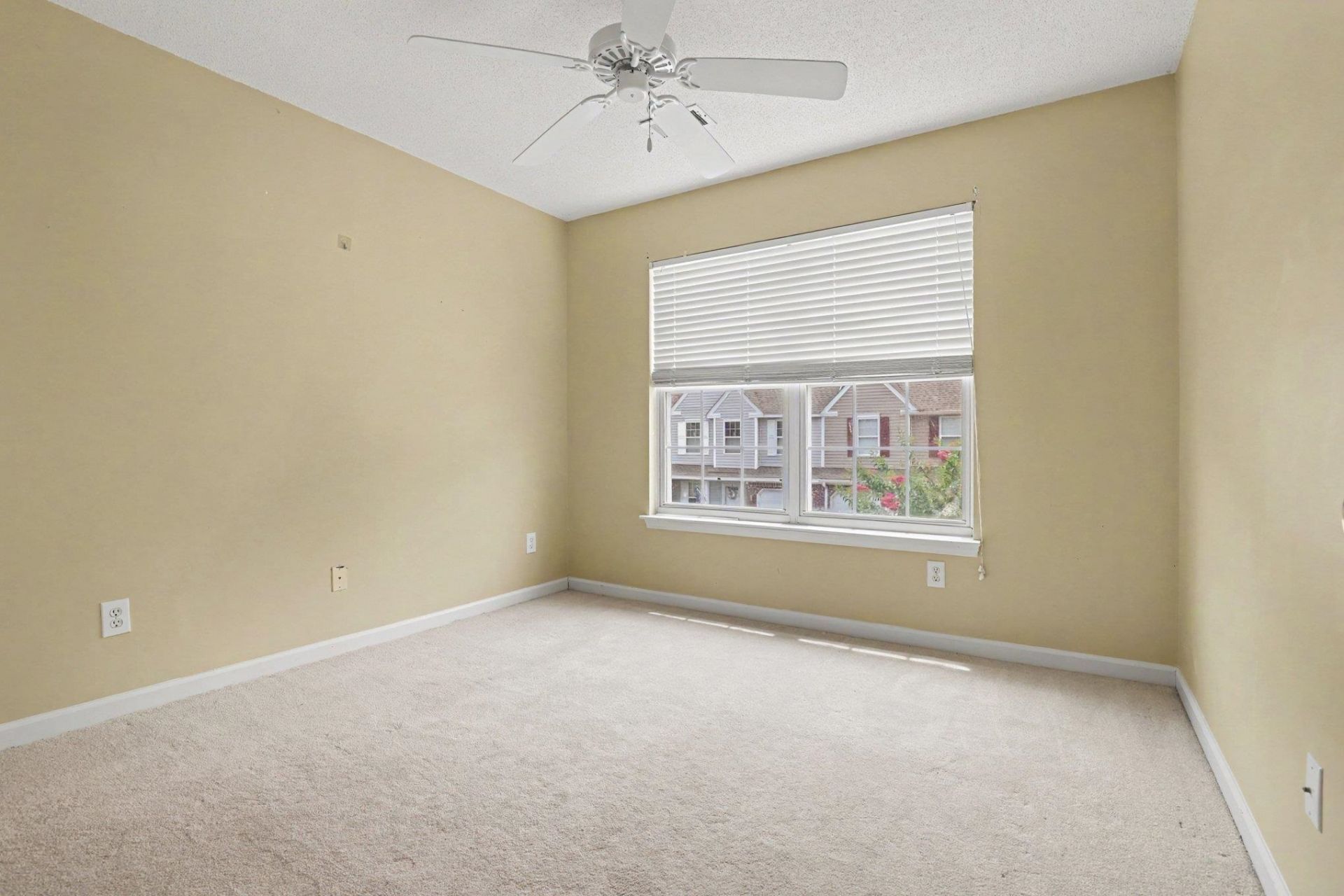 62 Portrait Ln. Photo 27