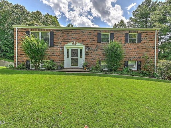 116 Regency Drive, Rogersville, TN 37857