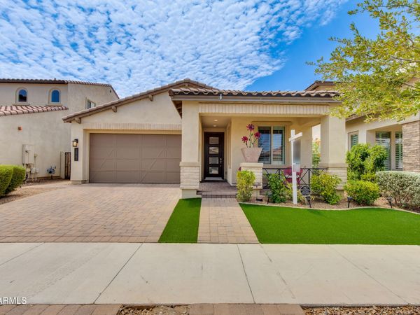 3865 E LOMA VISTA Street, Gilbert, AZ 85295